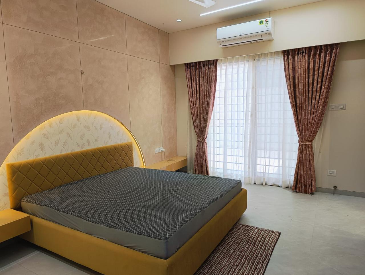 Curtain Designing Installation